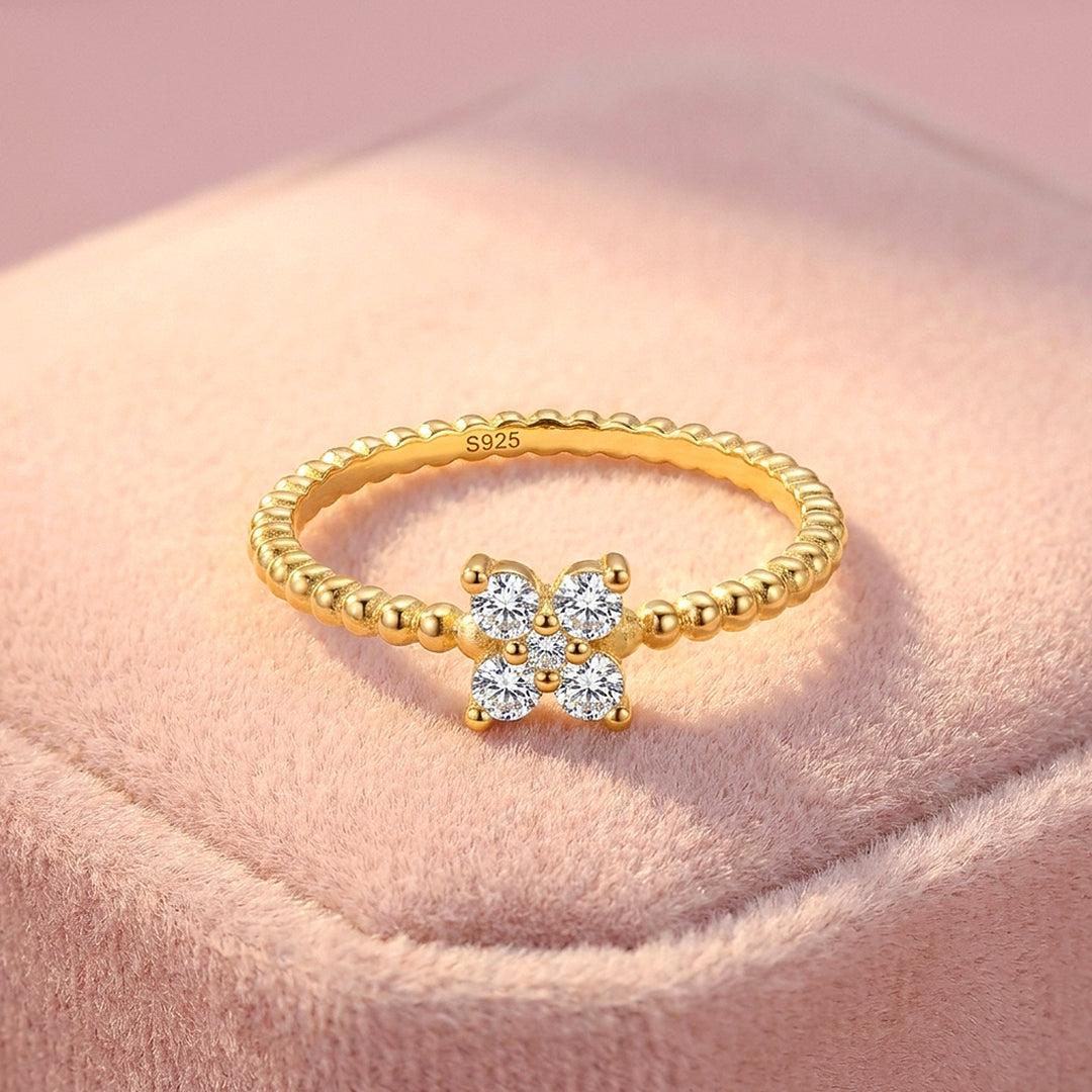 Four-Leaf Clover Cluster Ring | Moissanite | 925 Sterling Silver | Prm5004