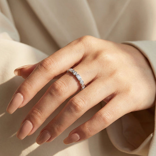 Emerald Cut &amp; Round Bezel Band Ring | Diamond Simulant | 925 Sterling Silver | Prm5019