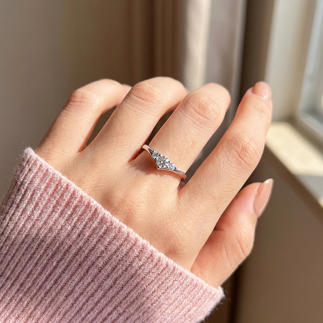 商品 – Page 131 – Tiara.com.sg