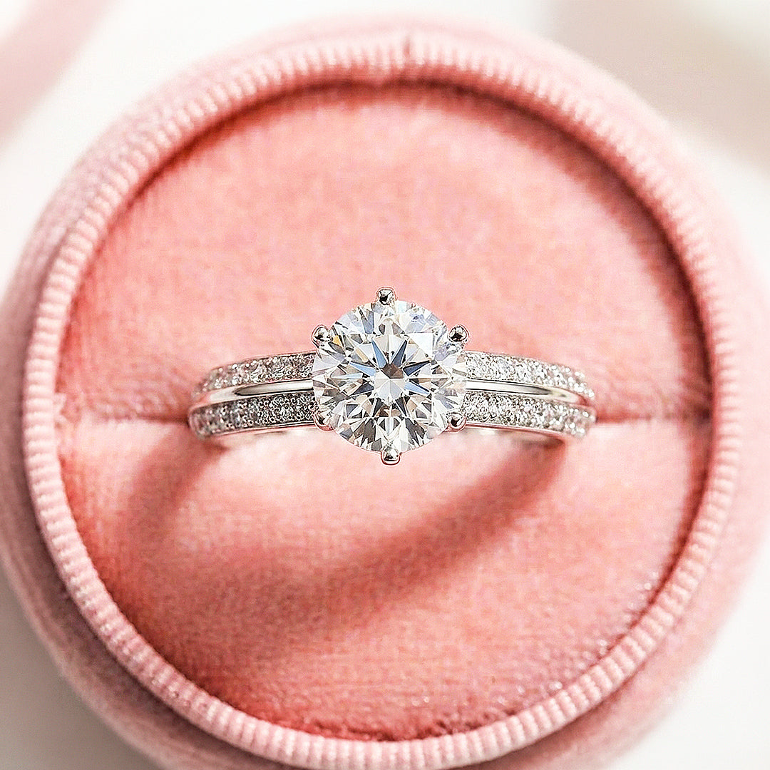 Round Brilliant Pavé Moissanite Ring | 925 Sterling Silver | PRM7105