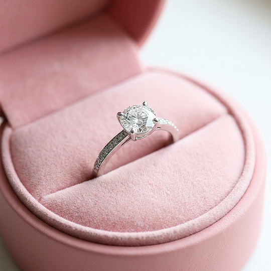 Round Solitaire Pavé Women Ring | 925 Sterling Silver | PRM7121