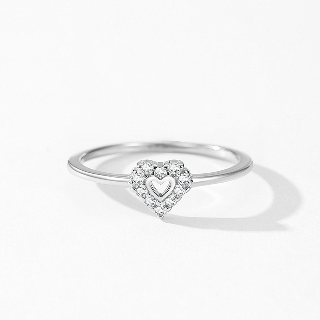 Prm7132: The Dazzling Heart Halo Ring