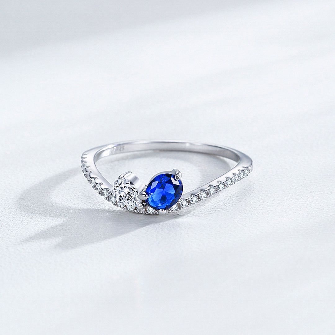 Prm7140: The Sapphire & Diamond Embrace Ring