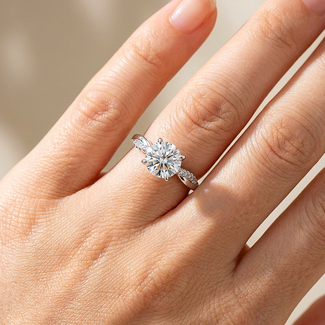 Twisted Pavé Moissanite Ring | 925 Sterling Silver | PRM7142