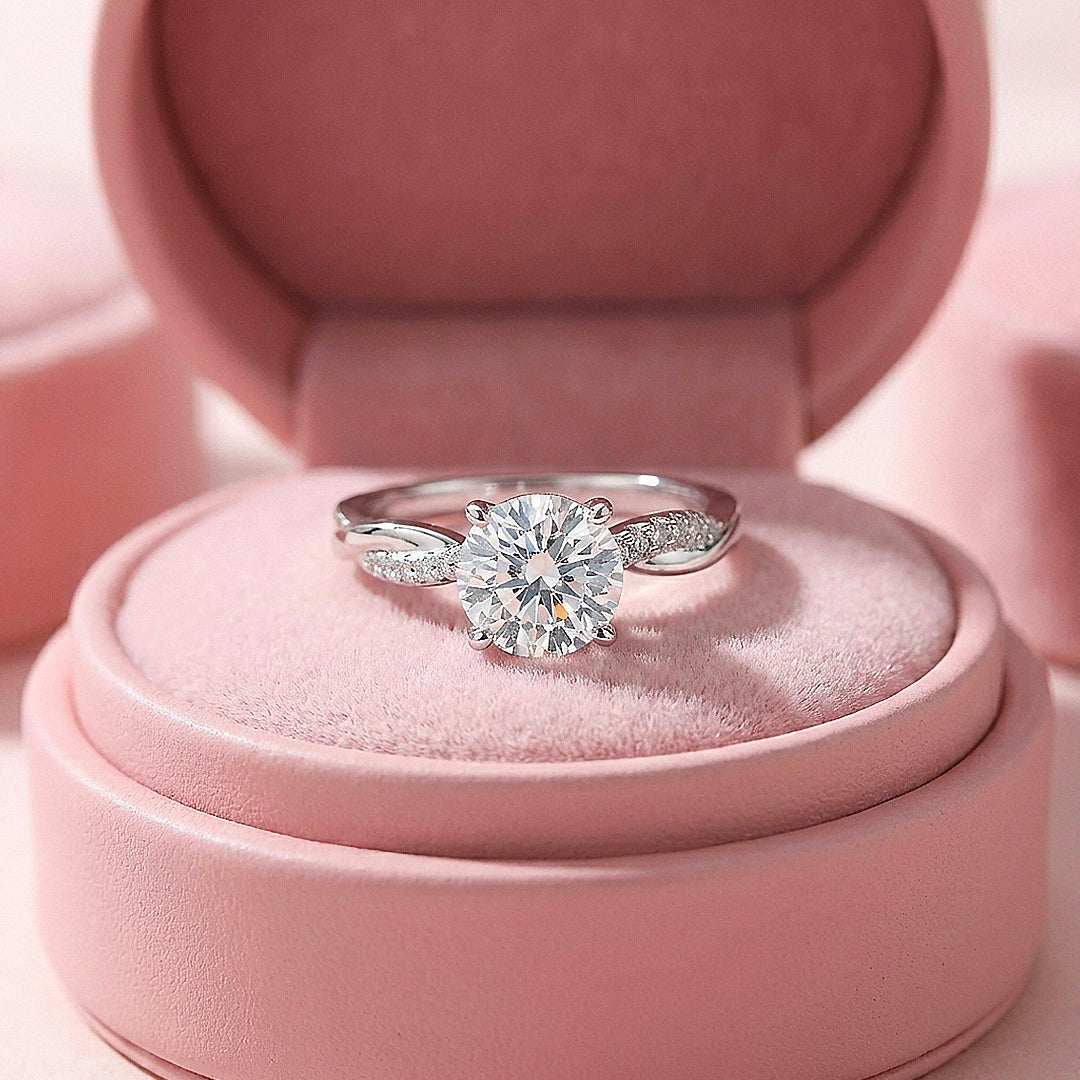 Twisted Pavé Moissanite Ring | 925 Sterling Silver | PRM7142