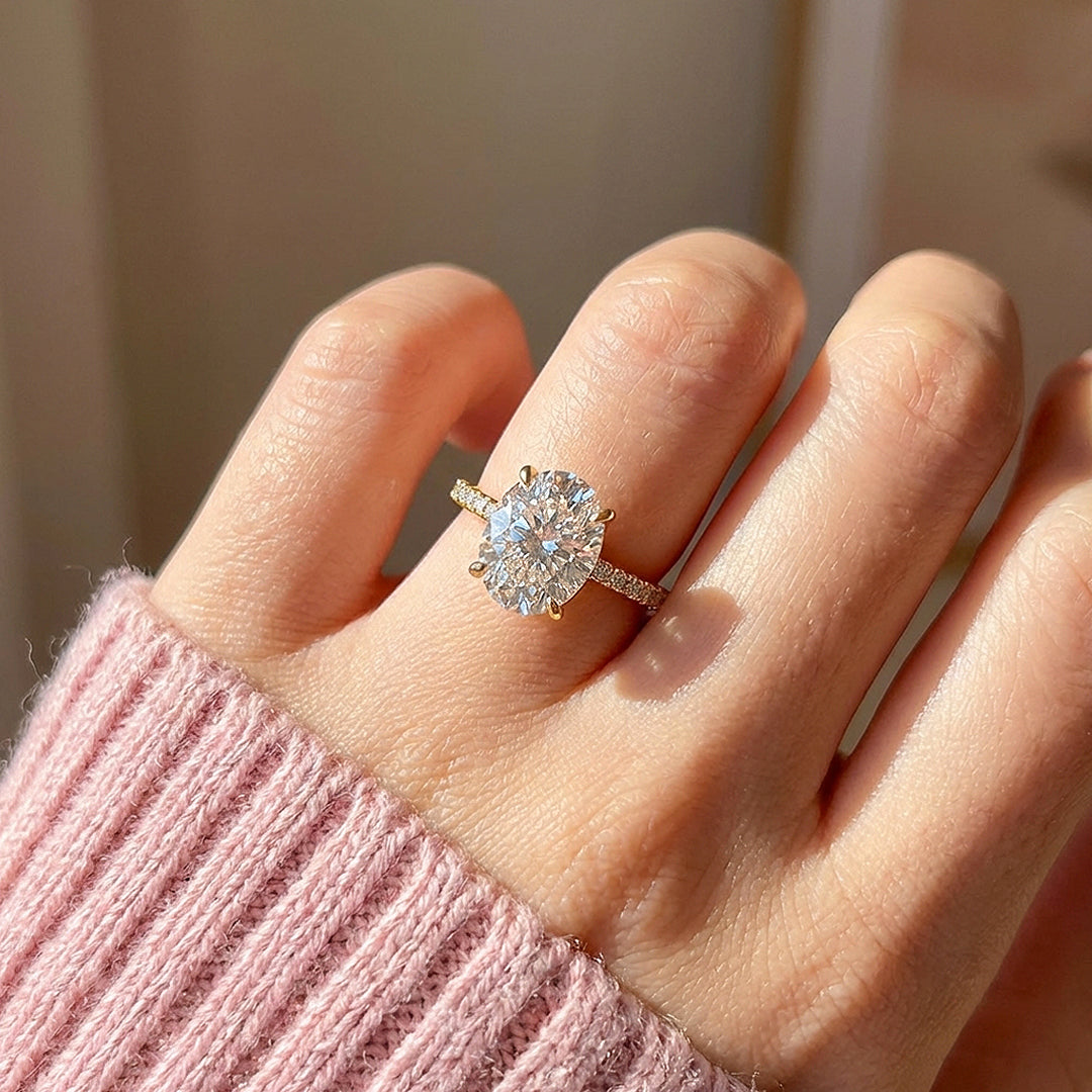 Oval Cut Moissanite Pavé Solitaire Ring | 925 Sterling Silver | PRM7143