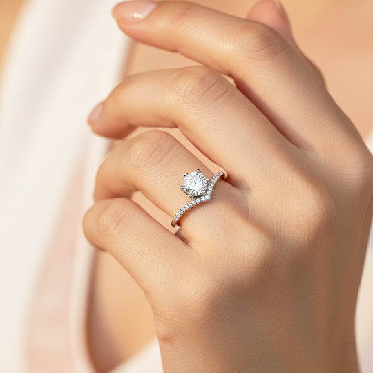 Prm7170: Regal Embrace Solitaire Ring