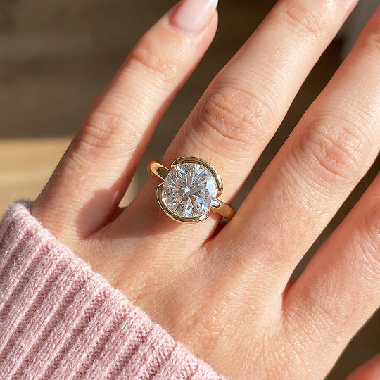 Moissanite Scalloped Bezel Solitaire Ring | 925 Sterling Silver | Prm7206