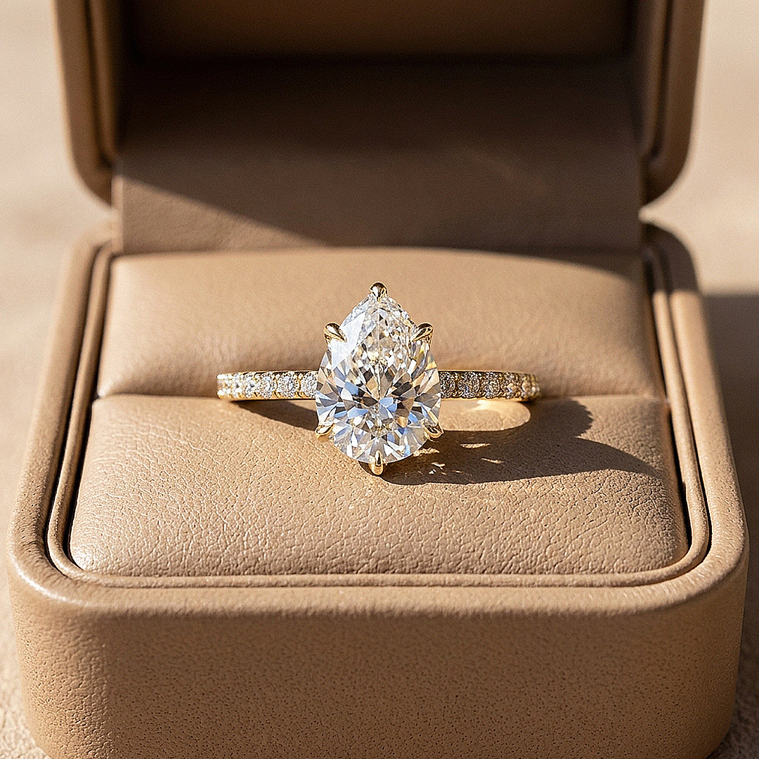 Pear-Shaped Moissanite Pavé Band Ring | 925 Sterling Silver | PRM7211