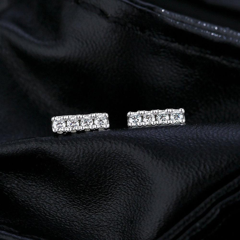 Prm8110: The Moissanite Bar Stud Earrings