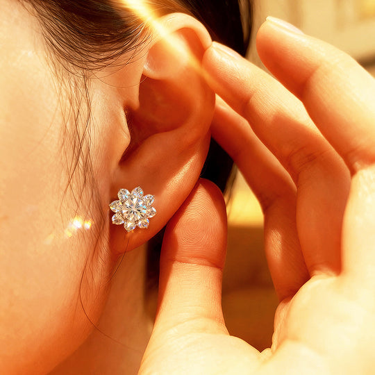 Prm8120: The Moissanite Blossom Stud Earrings