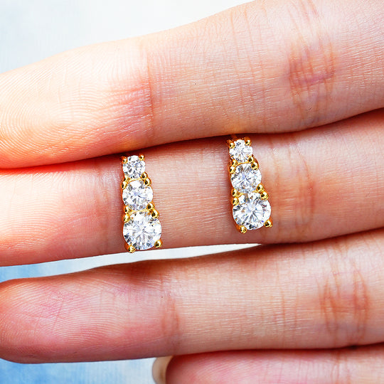Prm8124: The Moissanite Graduated Cascade Stud Earrings