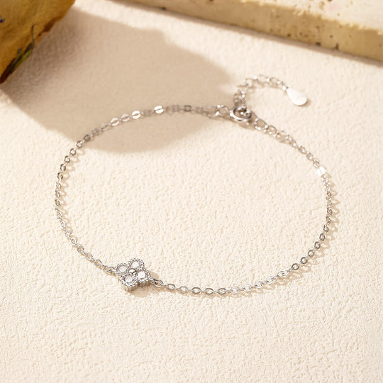Prm9103: The Clover Sparkle Bracelet