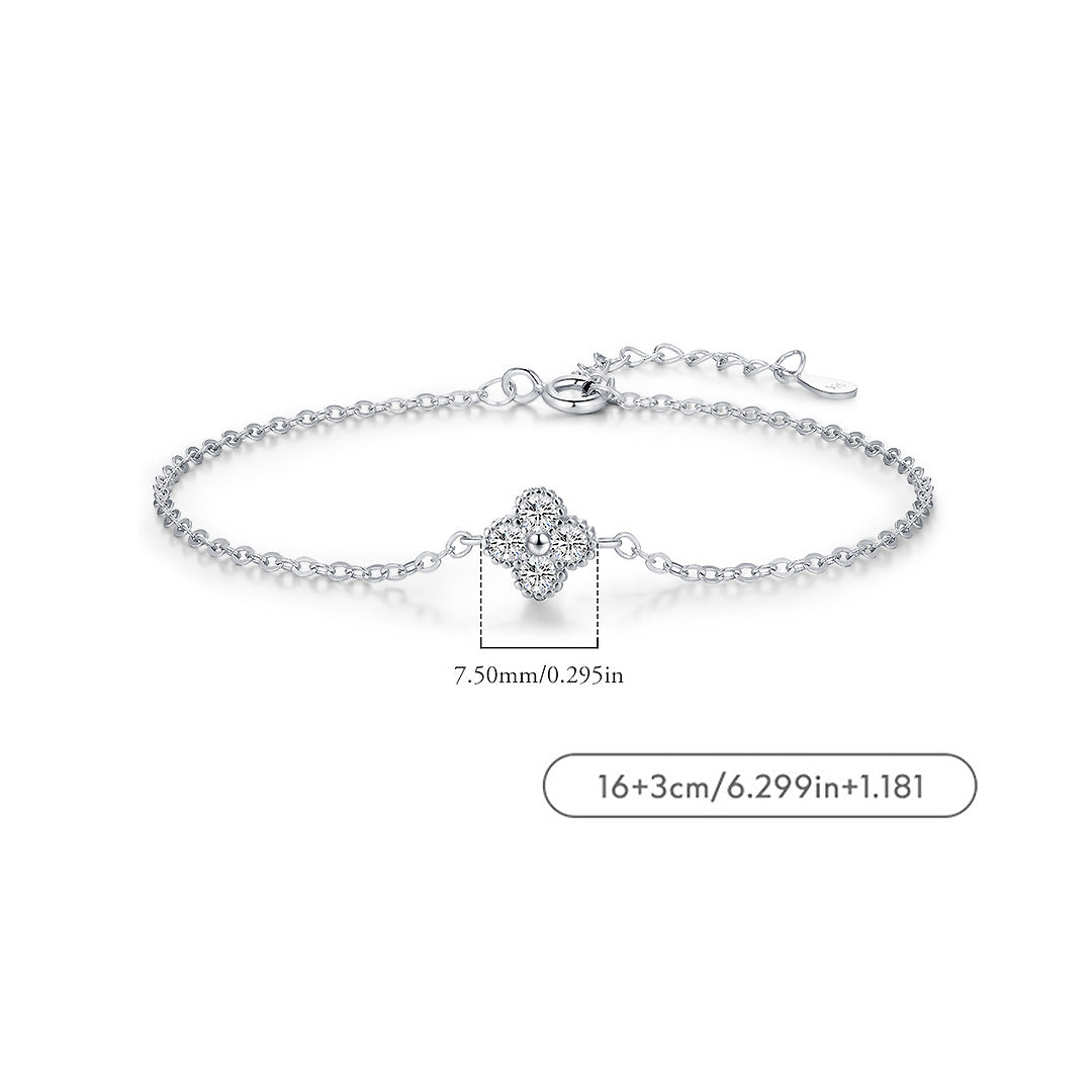 Prm9103: The Clover Sparkle Bracelet