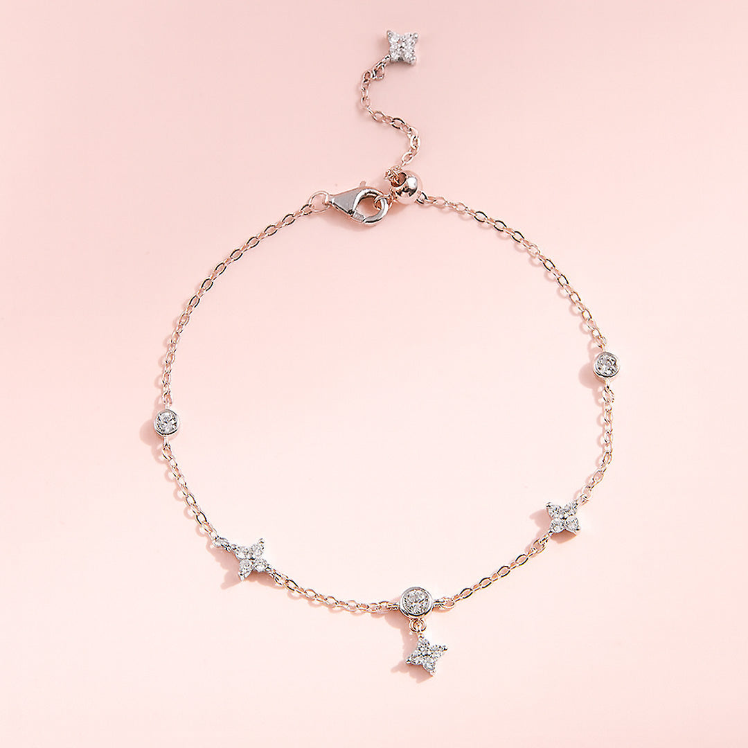 Prm9114: The Twinkling Charm Bracelet