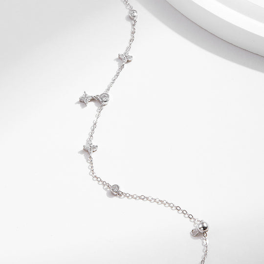 Prm9114: The Twinkling Charm Bracelet