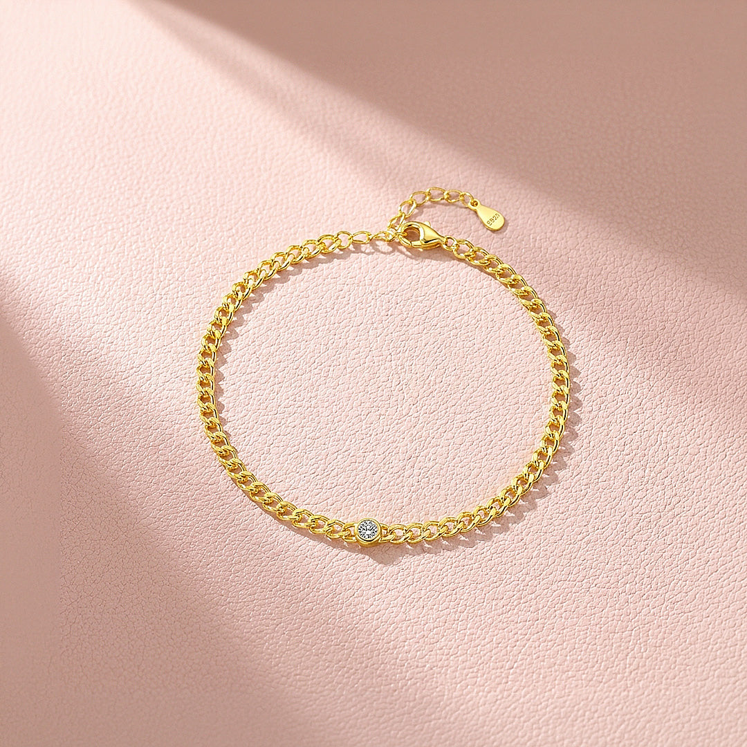 Bezel Solitaire Curb Link Bracelet | Moissanite | Prm9120