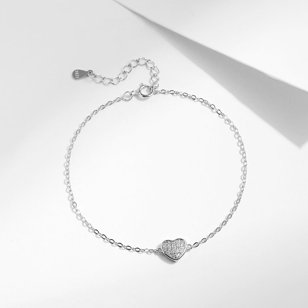 Prm9121: The Pavé Heart Devotion Bracelet