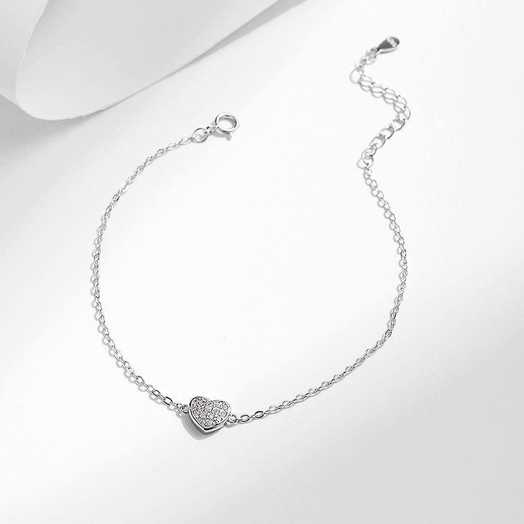 Prm9121: The Pavé Heart Devotion Bracelet