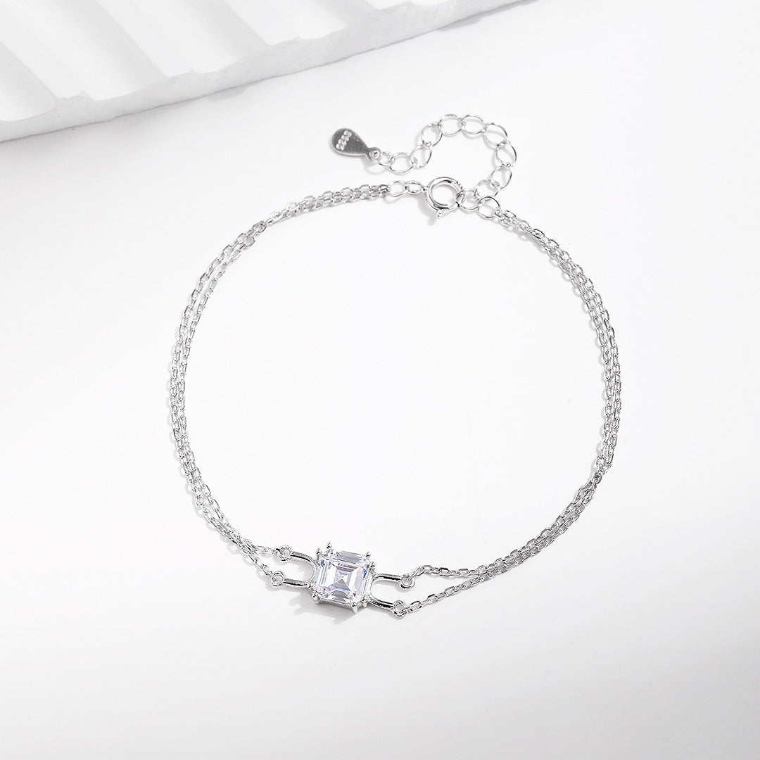 Prm9125: The Princess Cut Elegance Bracelet