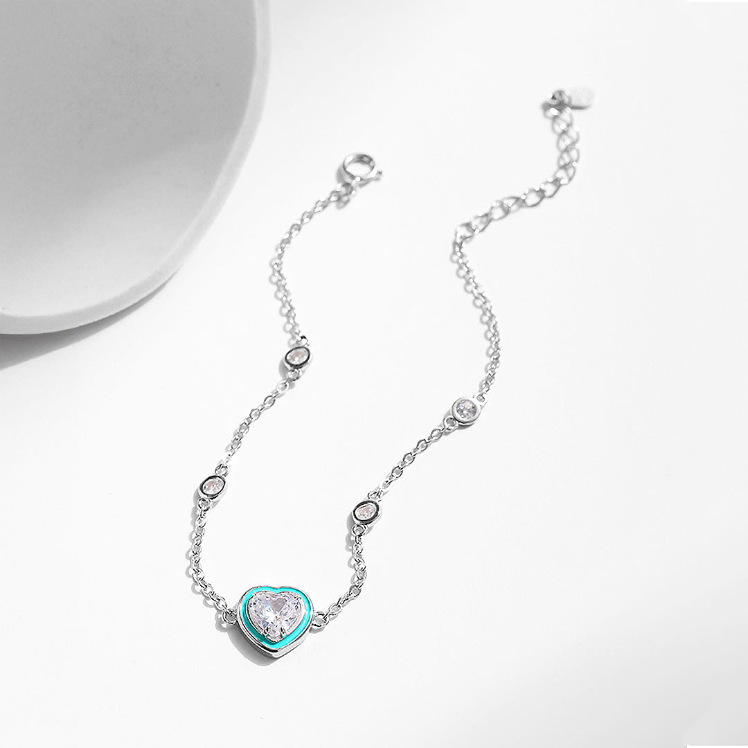 Prm9128: The Ocean Heart Bracelet
