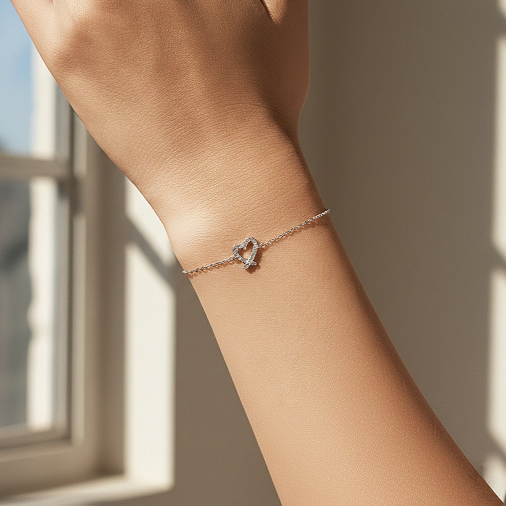 Pavé Heart Link Bracelet | Moissanite | Prm9148 - Bracelets | Singapore Jewellery, Wedding Rings & Gifts | Same Day Delivery | Tiara.com.sg