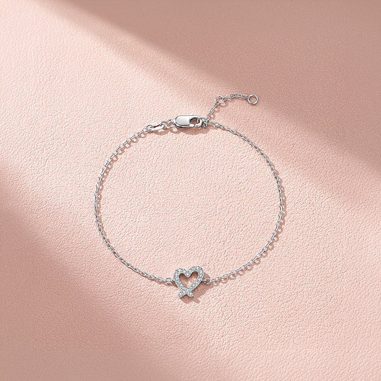 Pavé Heart Link Bracelet | Moissanite | Prm9148