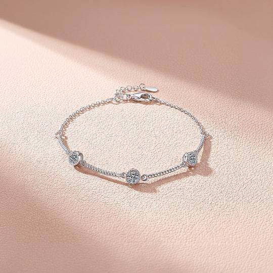 Curved Bar Station Bracelet | Moissanite | Prm9154