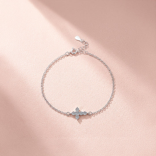 Floral Cross Link Bracelet | Moissanite | Prm9160