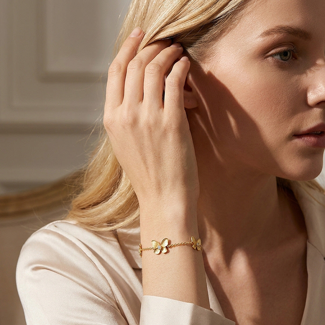 Brushed Butterfly Moissanite Gold Chain Women Bracelet | Prm9198