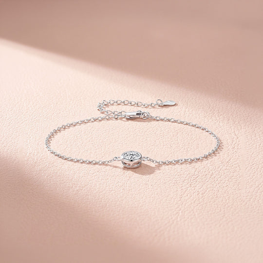 Single Bezel Moissanite Silver Women Bracelet | Prm9202