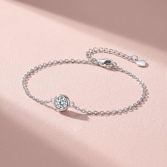 Single Bezel Moissanite Silver Women Bracelet | Prm9202
