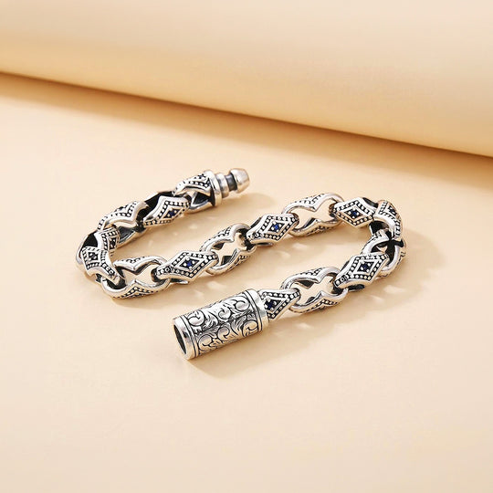The Guardian Clasp | Men&