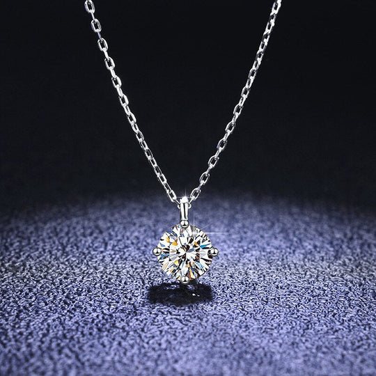 🎁 Tiara Solitaire Necklace (100% off)