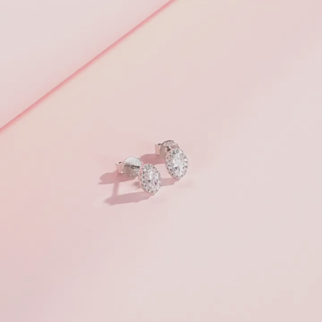 Prm8114: The Oval Halo Stud Earrings