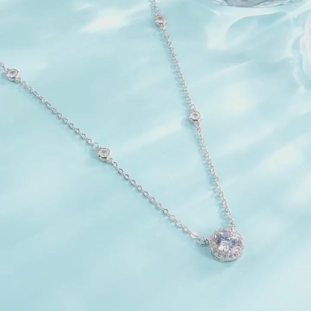 Prm2007: The Moissanite Radiant Horizon Necklace